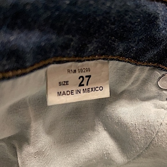 Divine Rights of Denim distressed skinny size 4/27 - Picture 7 of 7